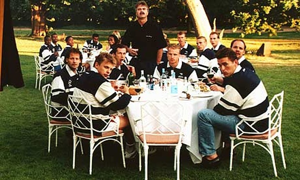 Dutch-UEFA-Euro-1996-Team-007